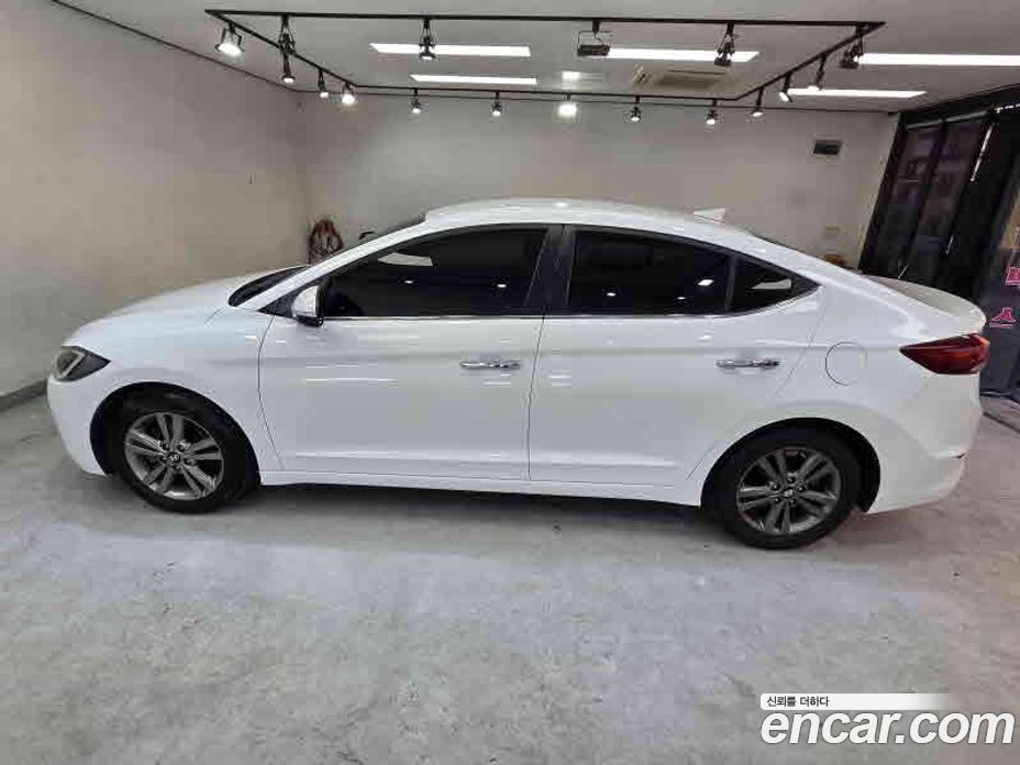 Hyundai Avante (AD) 6th Gen фото 8