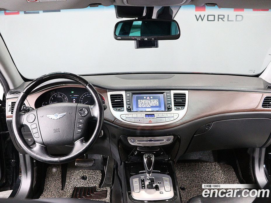 Hyundai Genesis фото 6