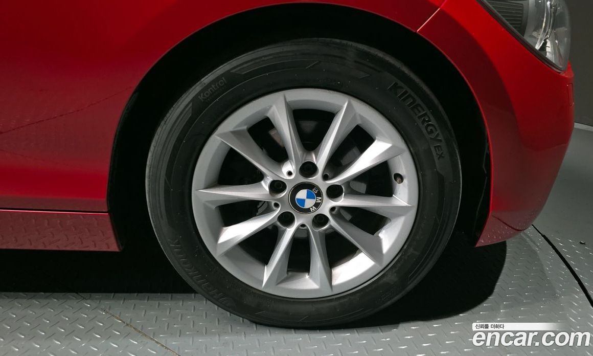 BMW 1-Series (F20) фото 5