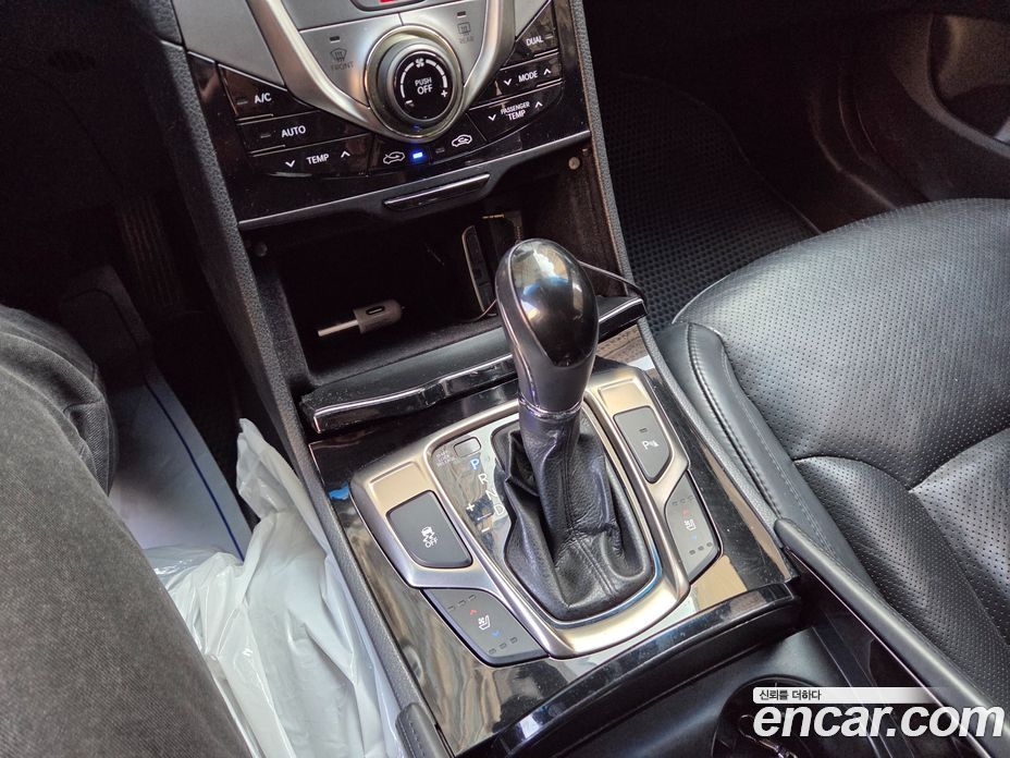 Hyundai Grandeur (HG) фото 15