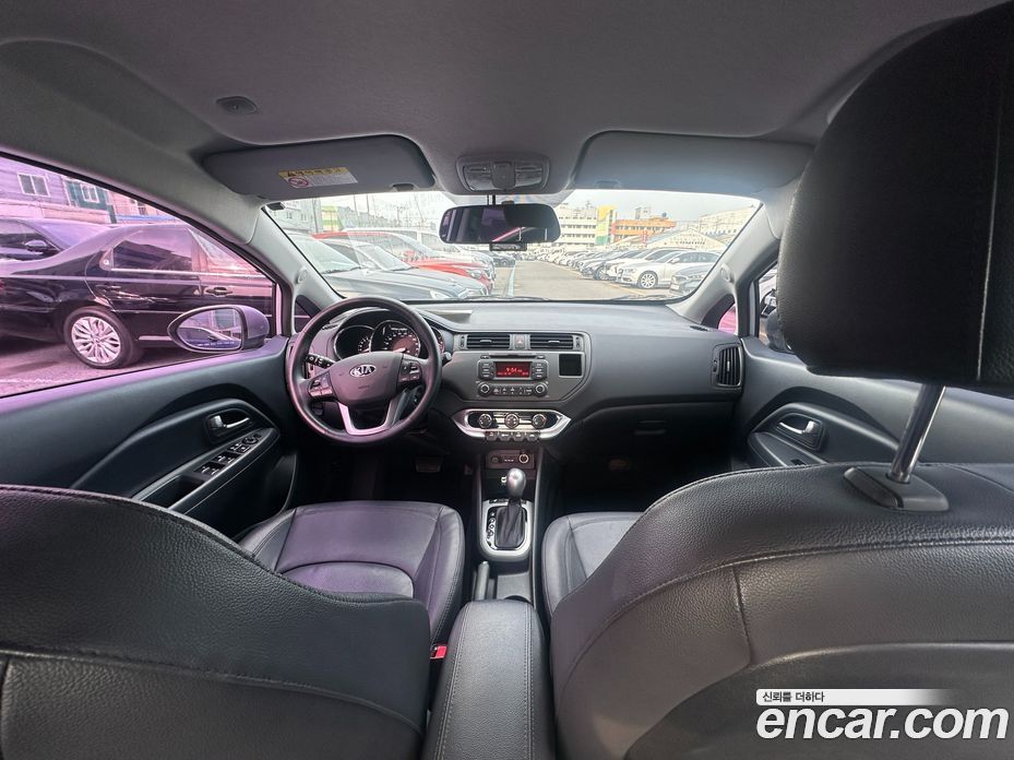 Kia Pride 3rd Gen фото 6