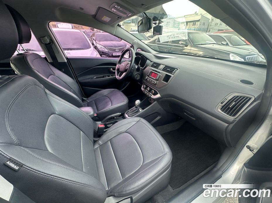 Kia Pride 3rd Gen фото 7