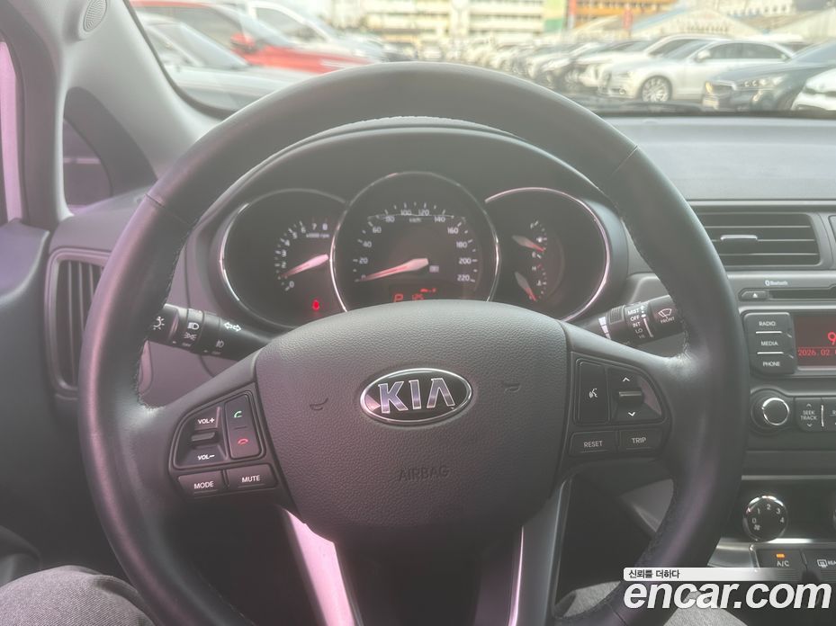 Kia Pride 3rd Gen фото 10