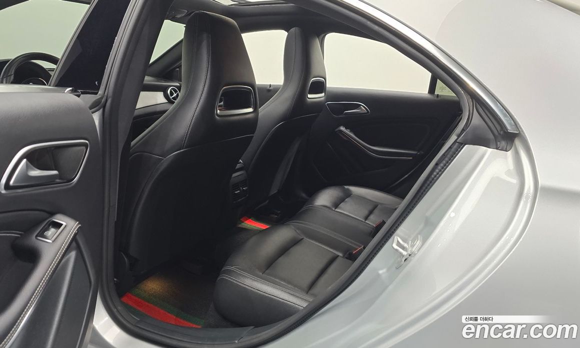 Mercedes-Benz CLA-Class C117 фото 12