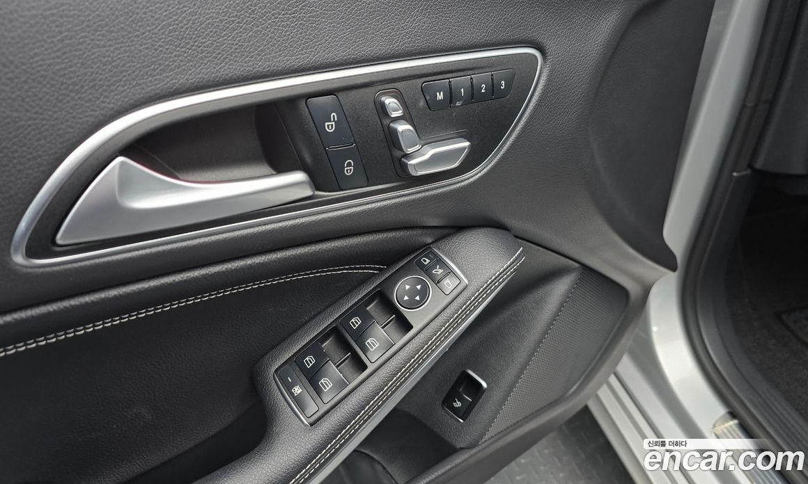 Mercedes-Benz CLA-Class C117 фото 17