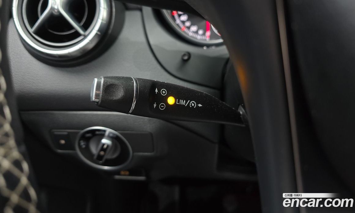 Mercedes-Benz CLA-Class C117 фото 18