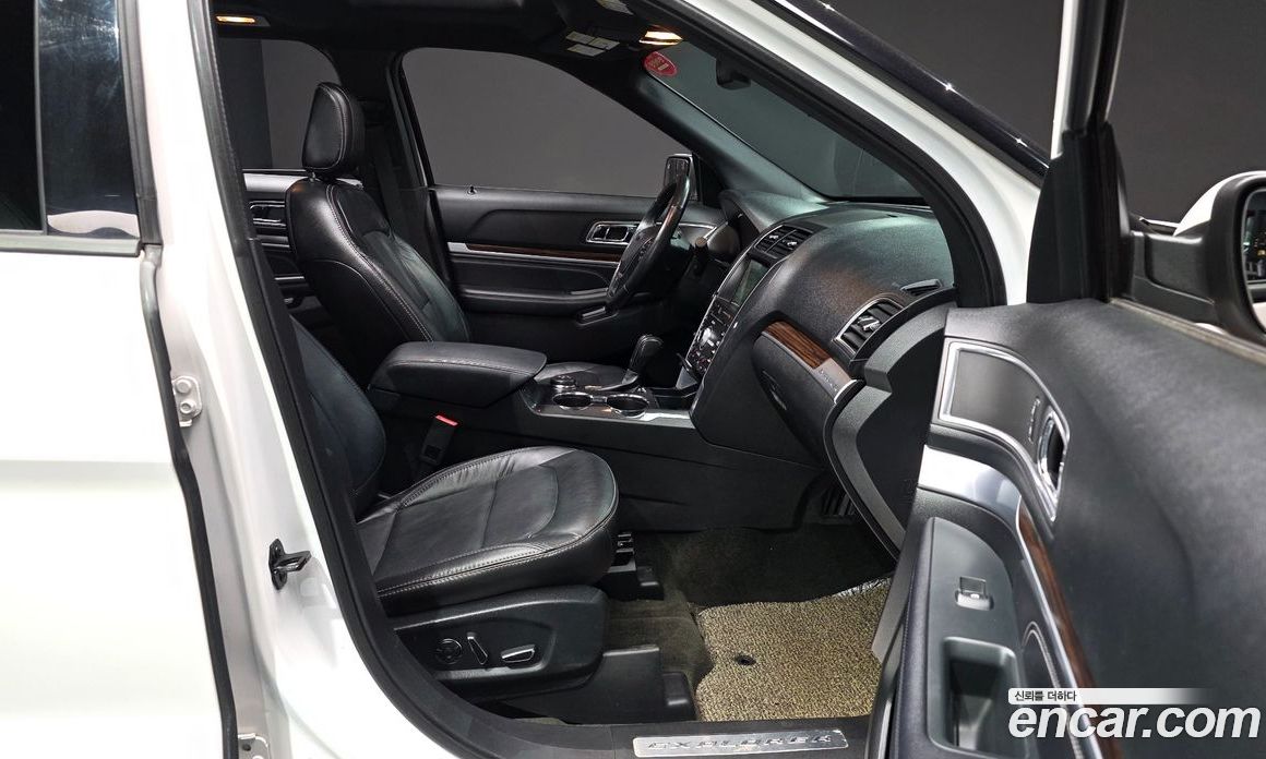 Ford Explorer 5th Gen фото 10