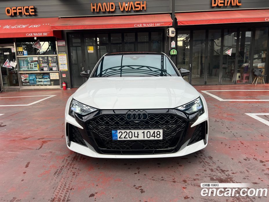 Audi RS3 (8Y) фото 3
