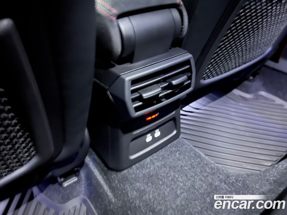 Audi RS3 (8Y) фото 14