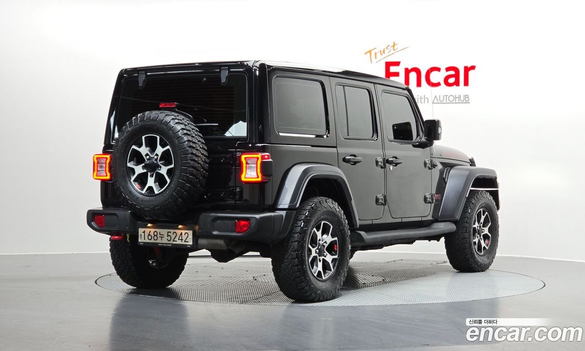 Jeep Wrangler (JL) фото 2