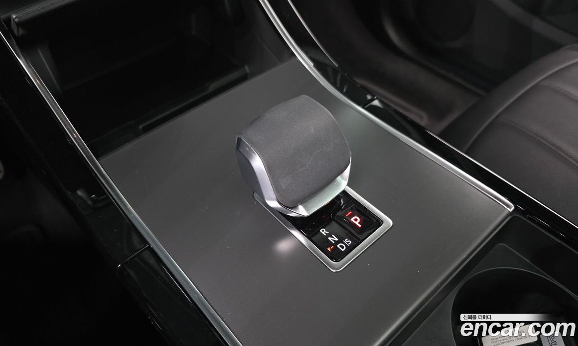 Land Rover Range Rover Evoque 2nd Gen фото 9
