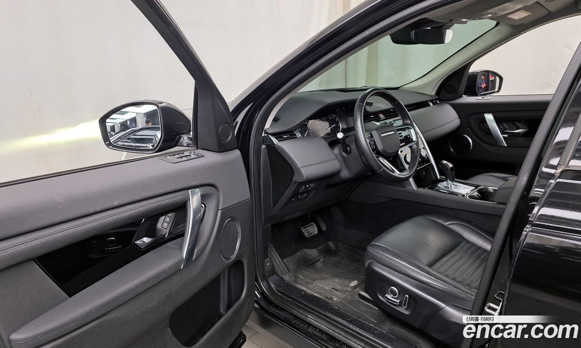 Land Rover Discovery Sport 2nd Gen фото 10