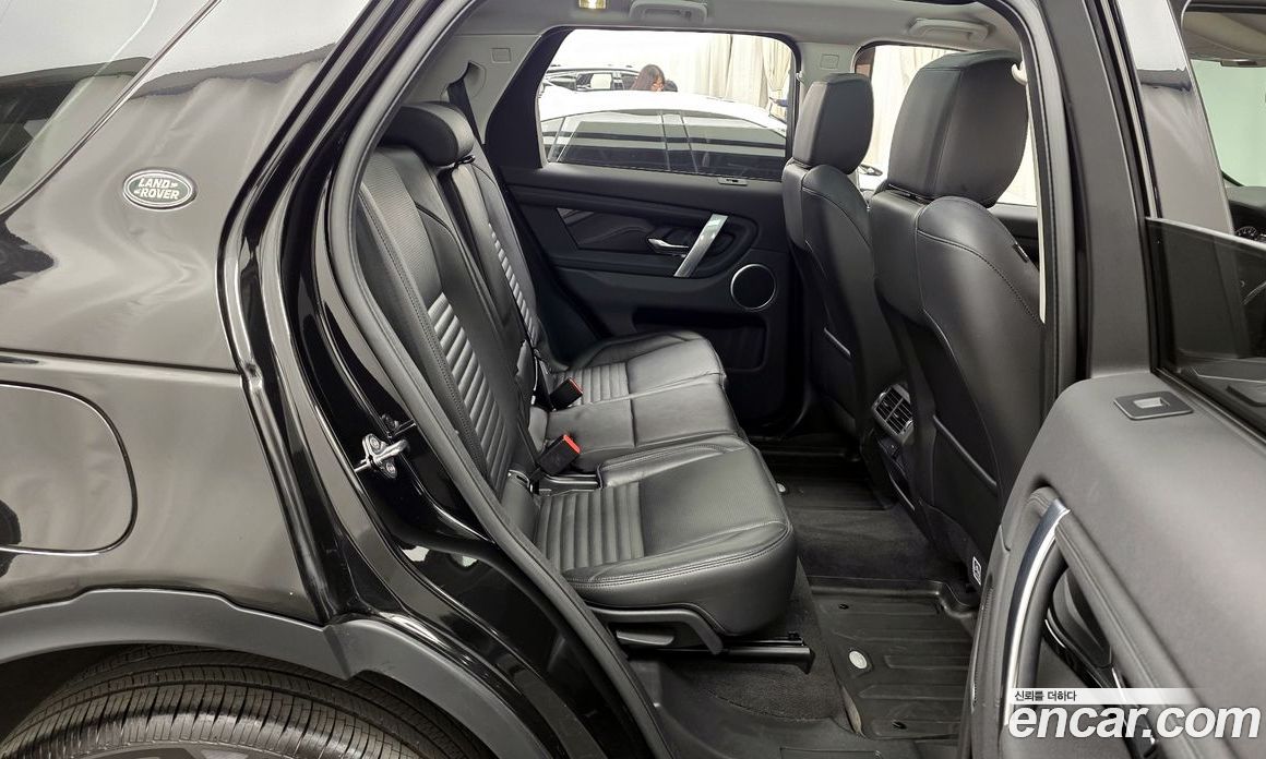 Land Rover Discovery Sport 2nd Gen фото 12