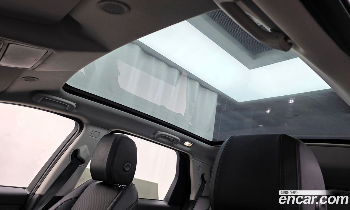 Land Rover Discovery Sport 2nd Gen фото 18