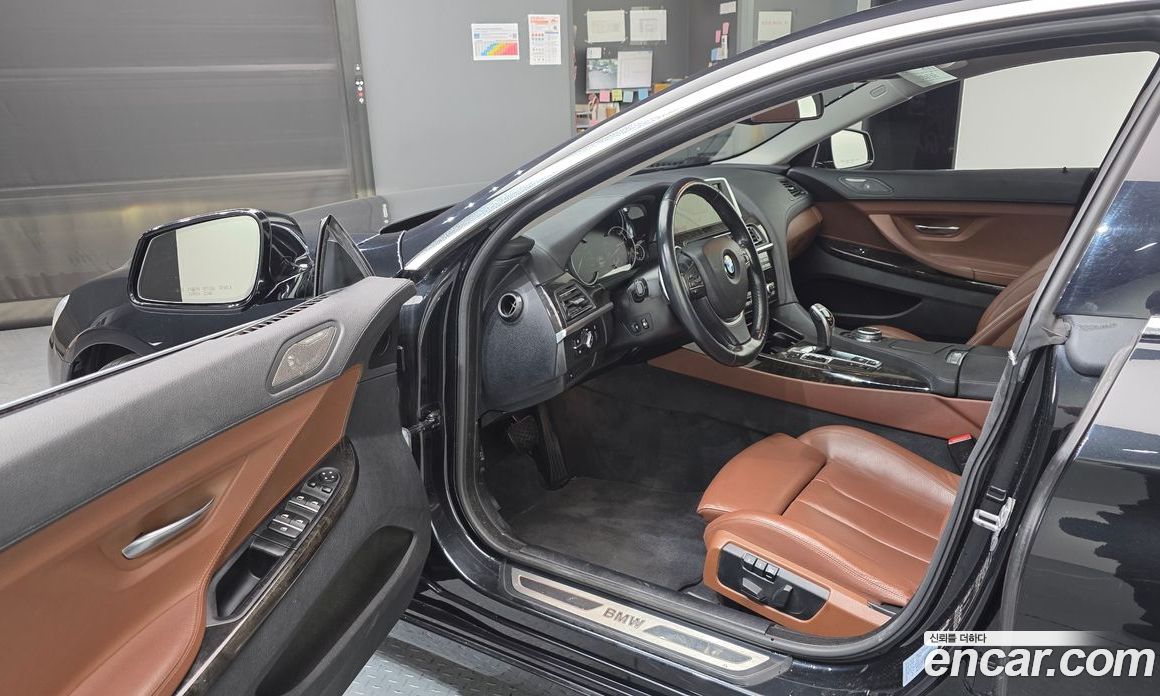 BMW 6-Series (F12) фото 10