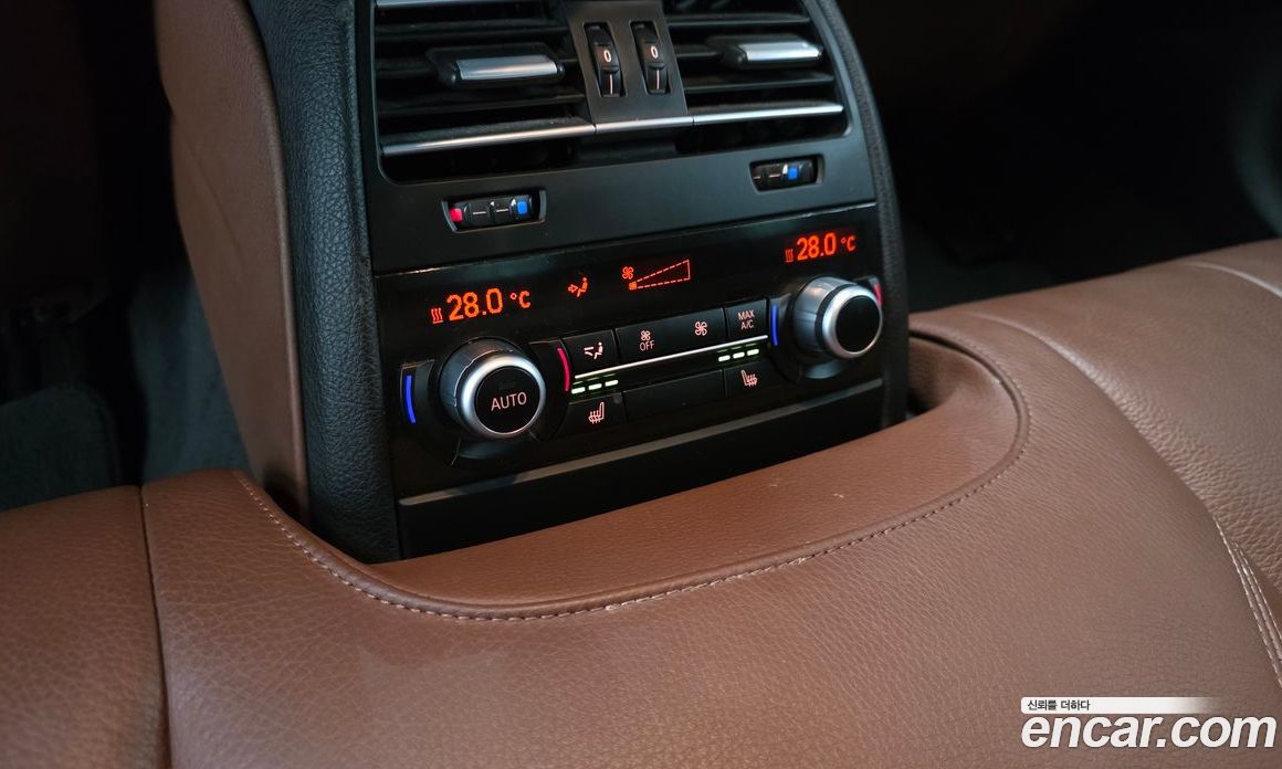 BMW 6-Series (F12) фото 19