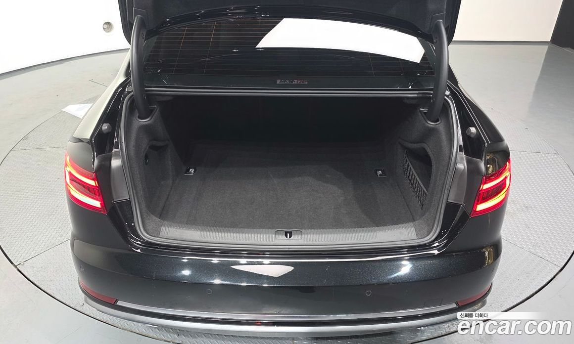 Audi A4 (B9) фото 20