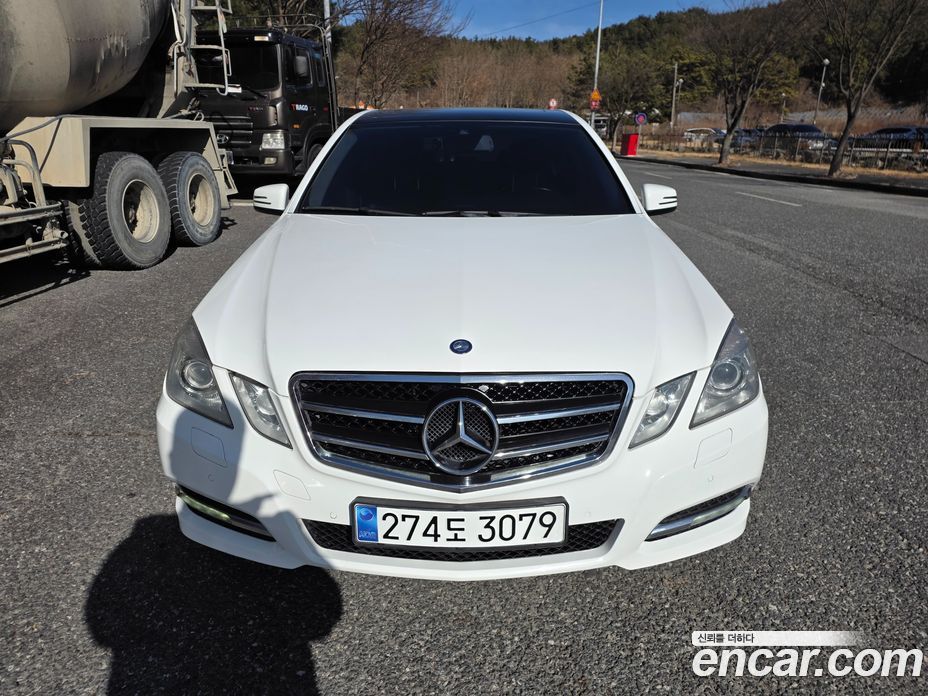 Mercedes-Benz E-Class W212 фото 2