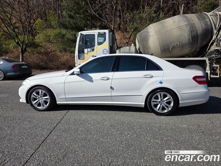 Mercedes-Benz E-Class W212 фото 3