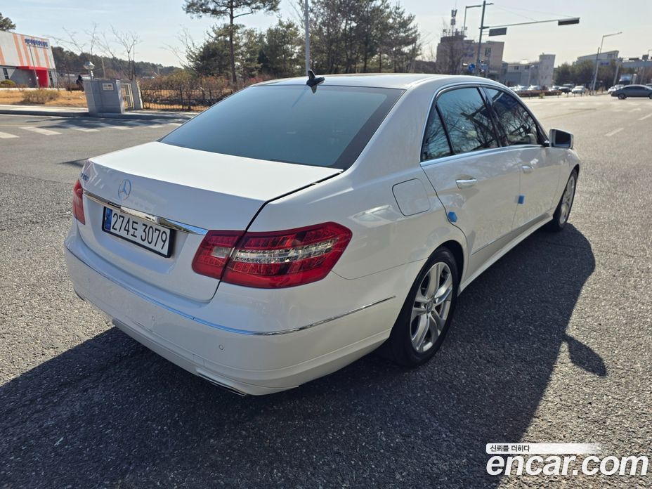Mercedes-Benz E-Class W212 фото 6