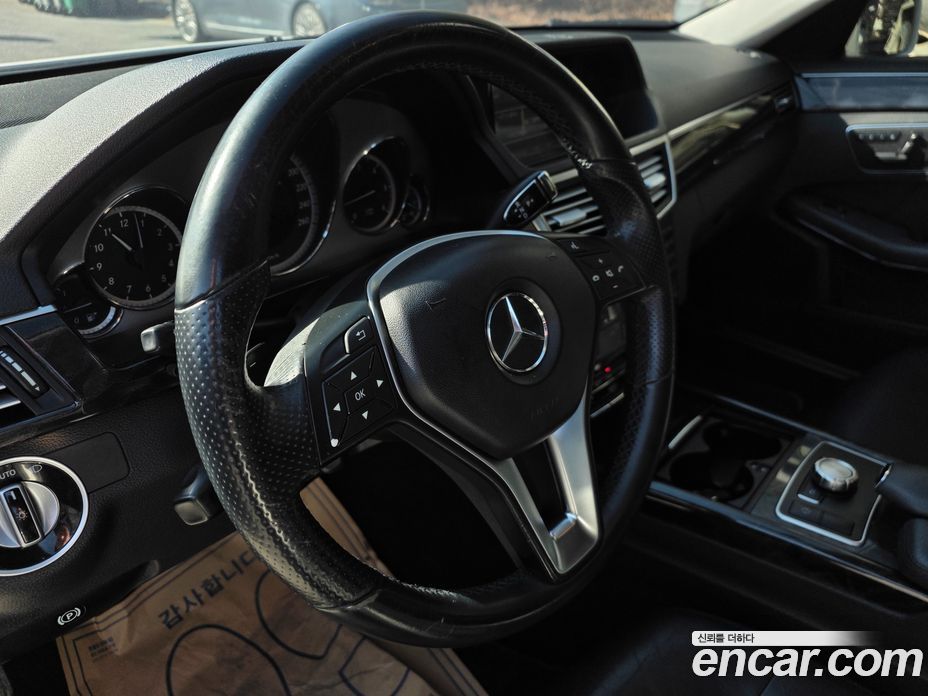 Mercedes-Benz E-Class W212 фото 8