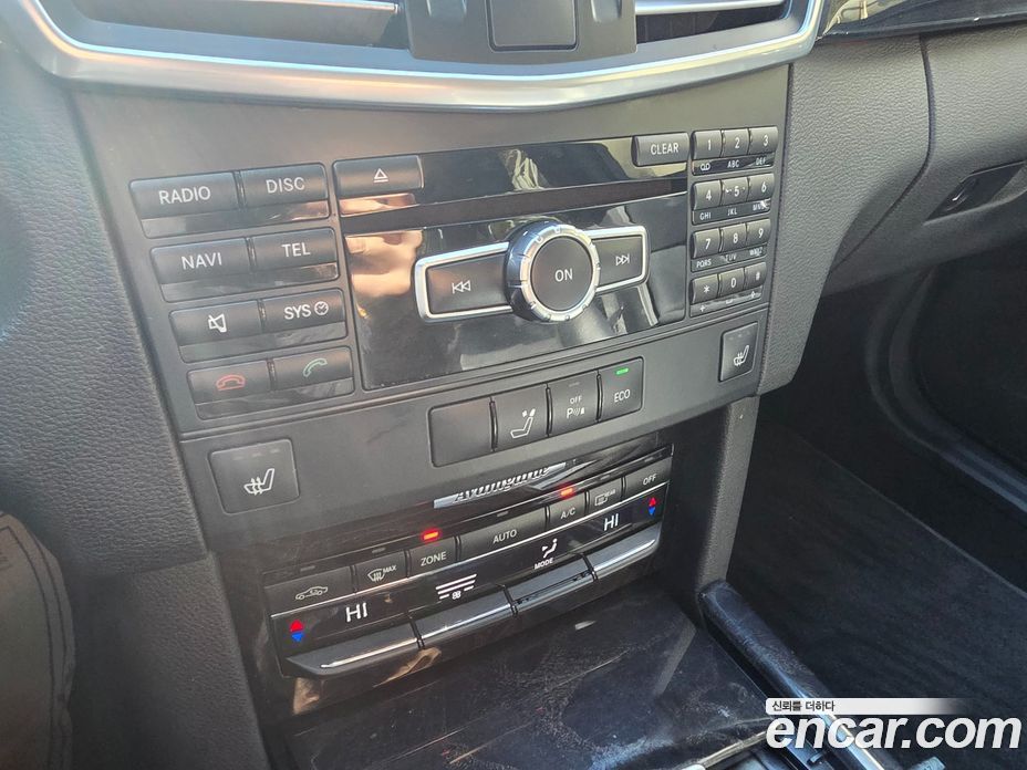 Mercedes-Benz E-Class W212 фото 11