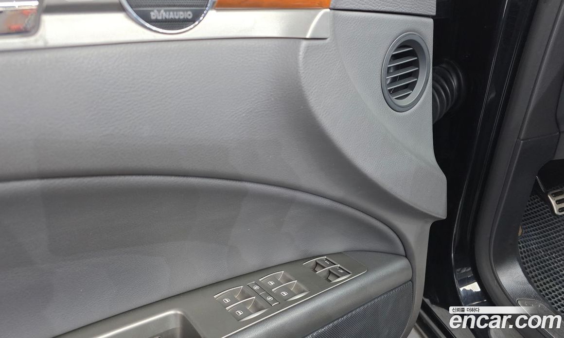 Volkswagen Phaeton фото 13
