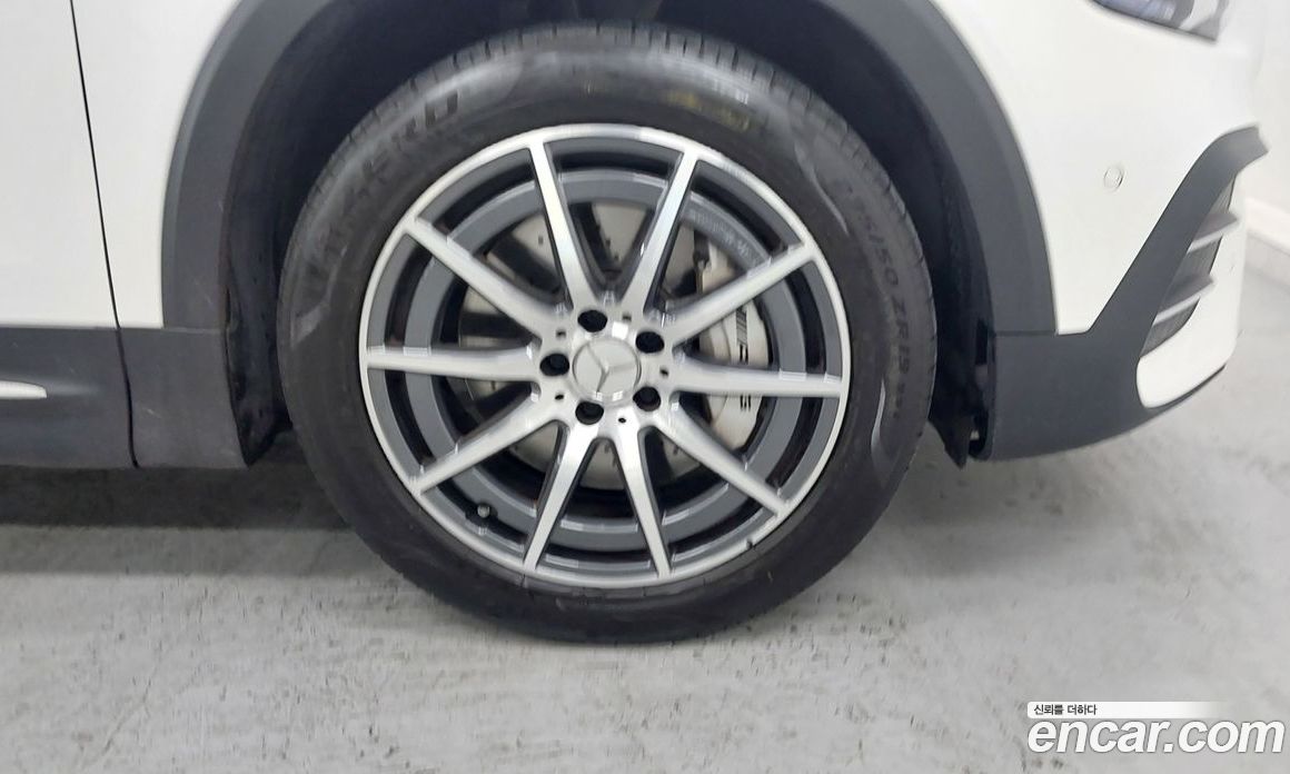 Mercedes-Benz GLB-Class X247 фото 5