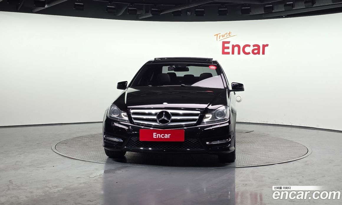 Mercedes-Benz C-Class W204 фото 3