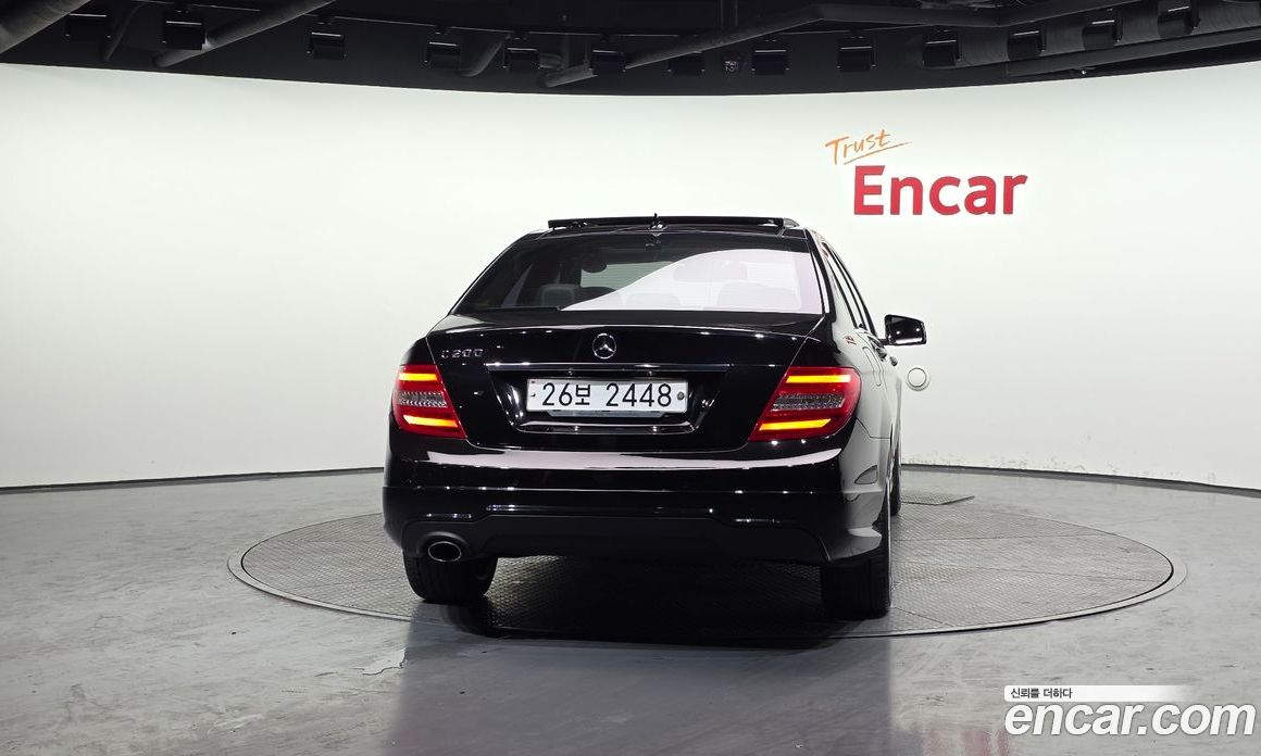 Mercedes-Benz C-Class W204 фото 4