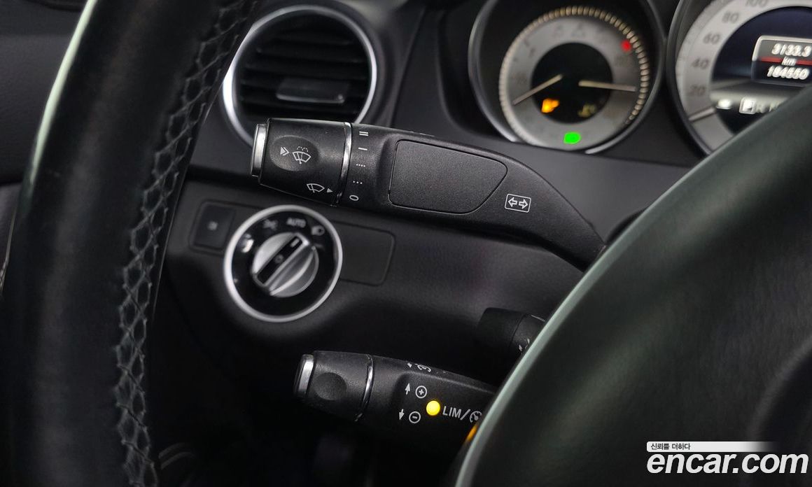Mercedes-Benz C-Class W204 фото 18
