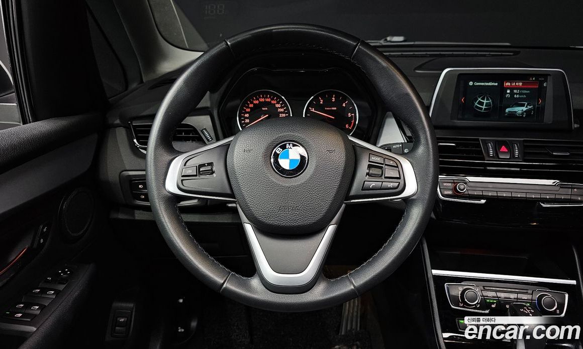 BMW 2-Series (F45) фото 13