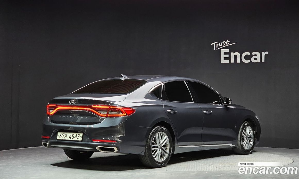 Hyundai Grandeur (IG) 6th Gen фото 2