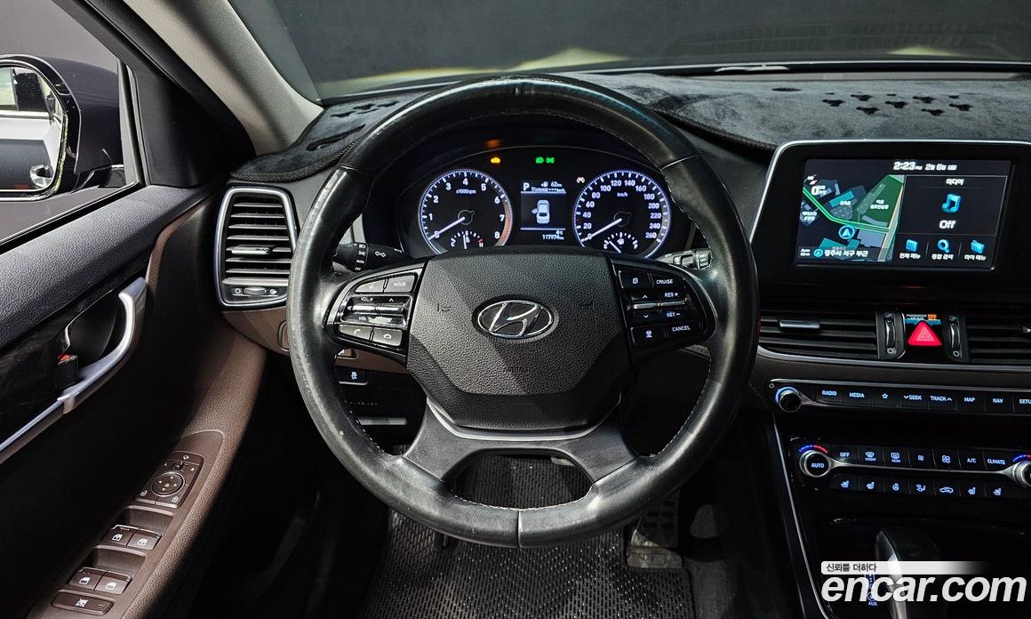 Hyundai Grandeur (IG) 6th Gen фото 13