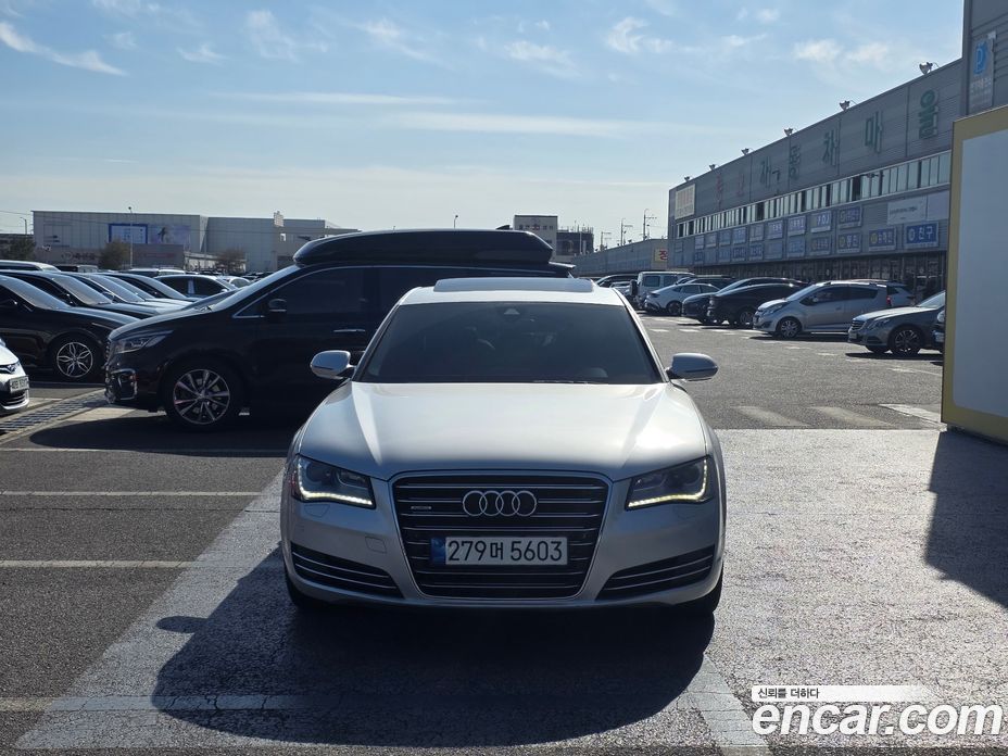 Audi A8 (D4) фото 3