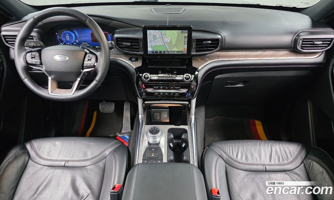 Ford Explorer 6th Gen фото 7