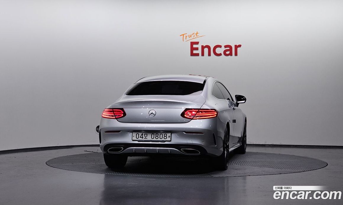 Mercedes-Benz C-Class W205 фото 4