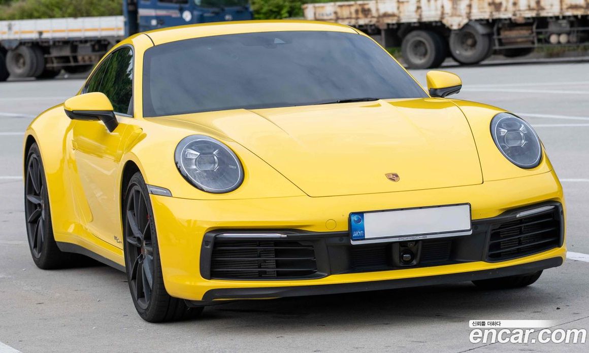 Porsche 911 (992)