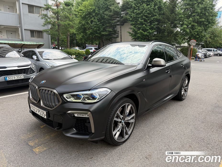BMW X6 (G06)