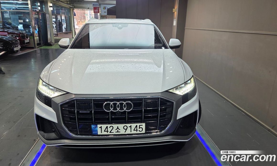 Audi Q8 (4M) фото 2