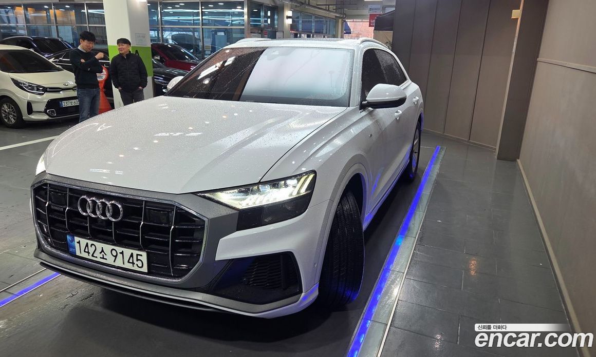 Audi Q8 (4M) фото 3