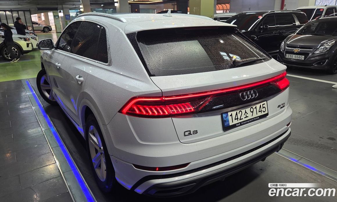Audi Q8 (4M) фото 4