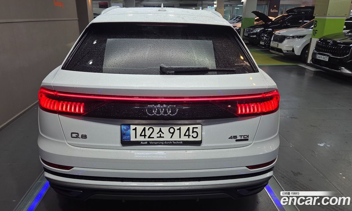 Audi Q8 (4M) фото 5