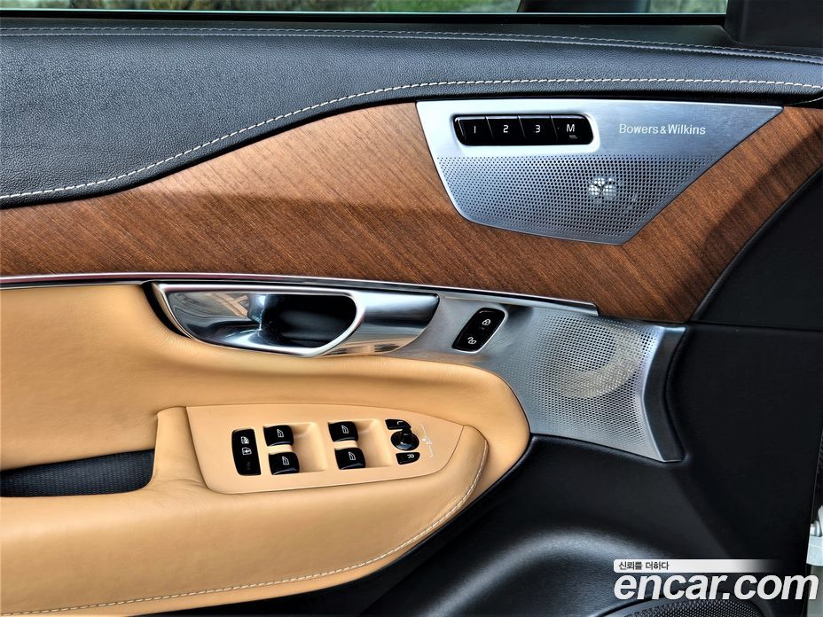 Volvo XC90 2nd Gen фото 18