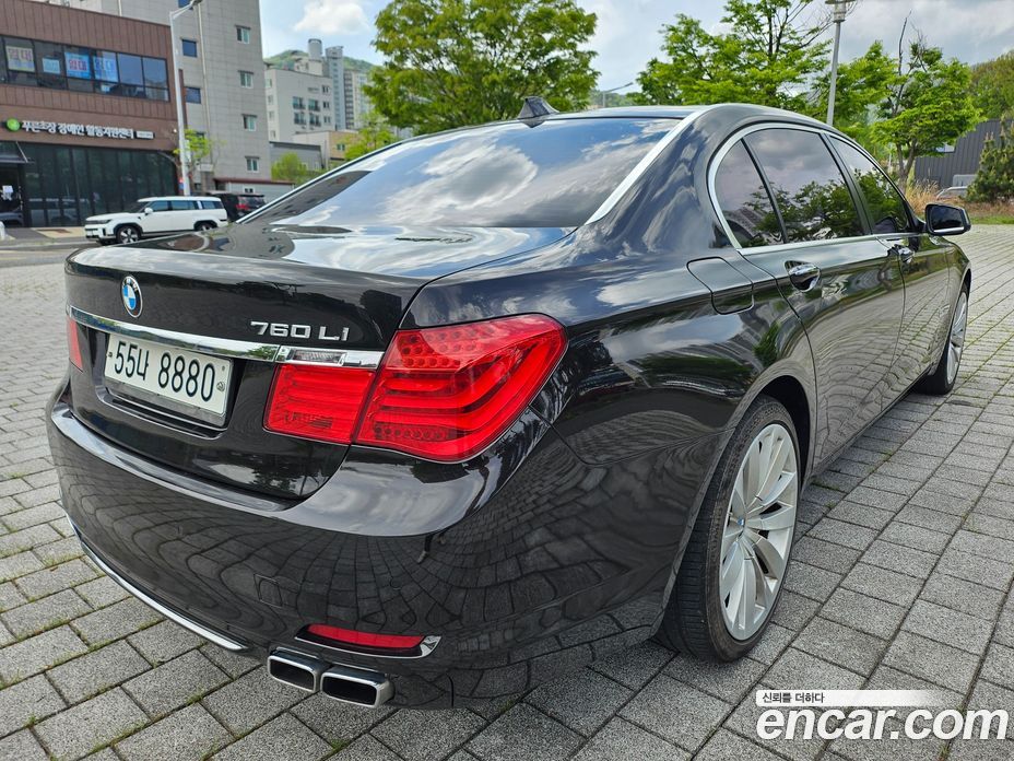 BMW 7-Series (F01) фото 8