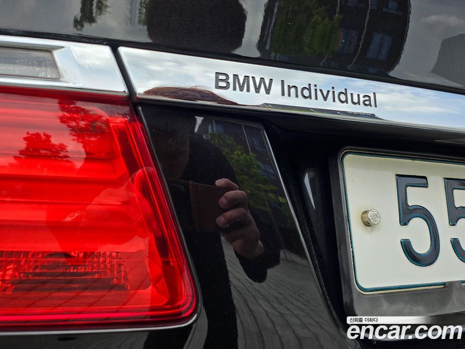 BMW 7-Series (F01) фото 20