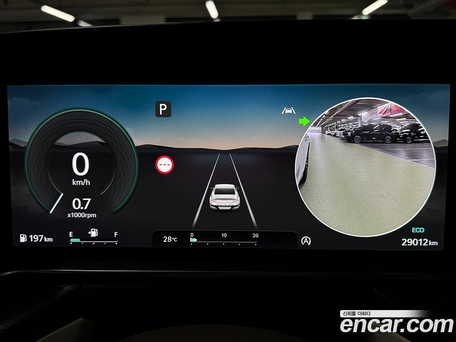 Genesis G90 (RS4) фото 12