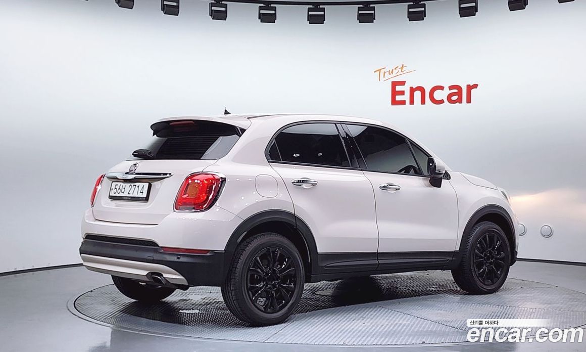 Fiat 500X фото 2