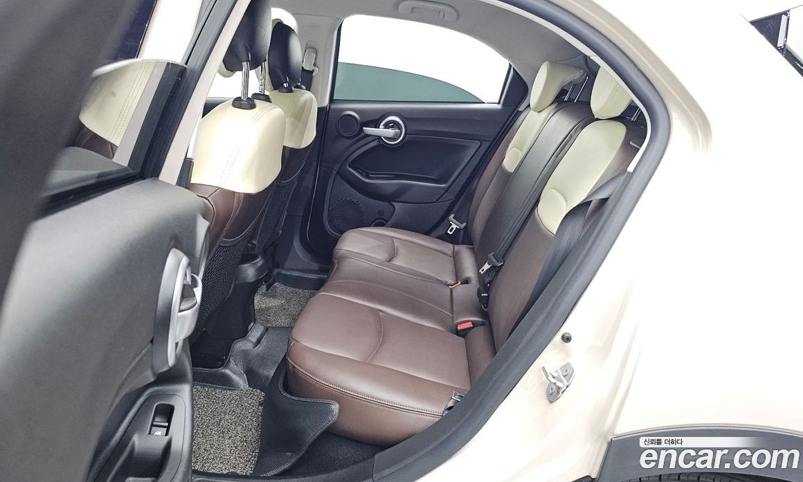 Fiat 500X фото 11