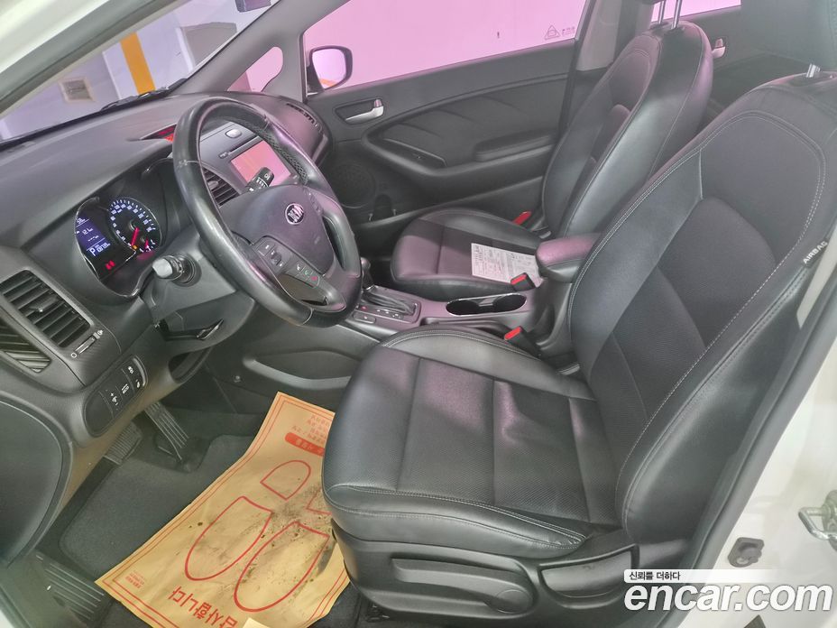 Kia K3 1st Gen фото 8